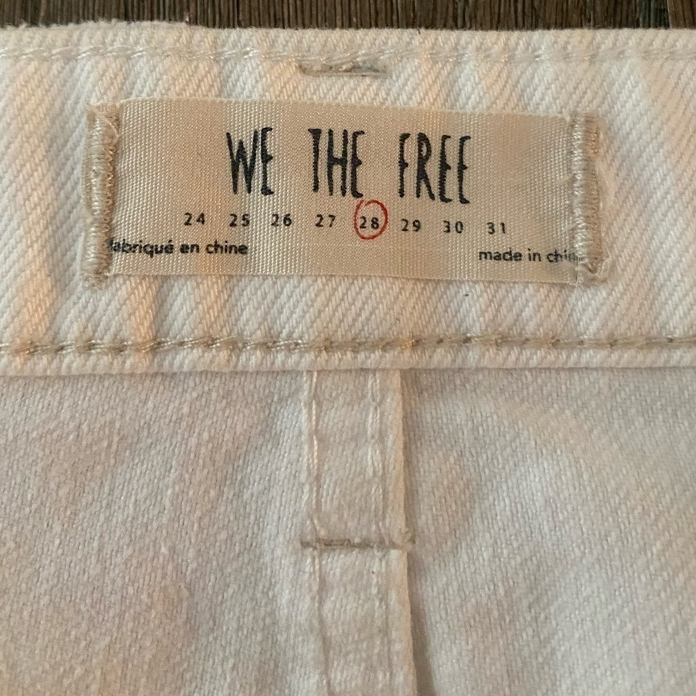 Free People Ivory Denim Mini Skirt. Sz 28 - Picture 4 of 13